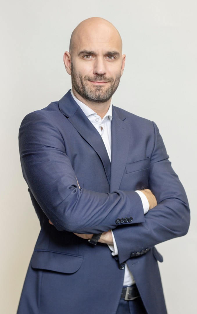 <p>Tibor <strong>Bartoszewicz</strong></p>